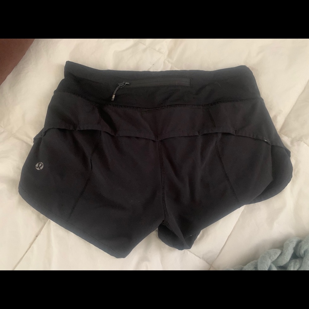 Lulu lemon shorts - in good condition